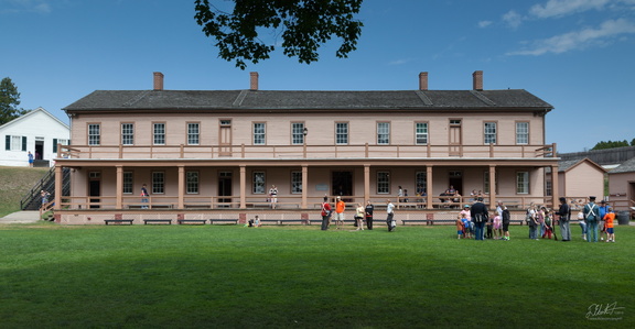 Mackinac Barracks