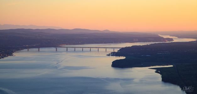 Dawn on the Hudson